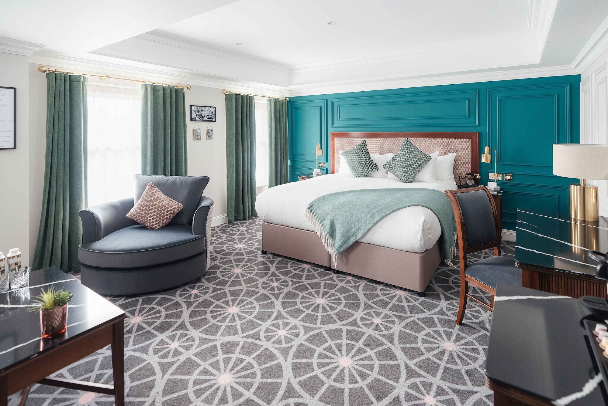 精致特大床套房