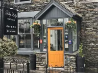 Holly Lodge Guest House with Free Off Site Health Club
