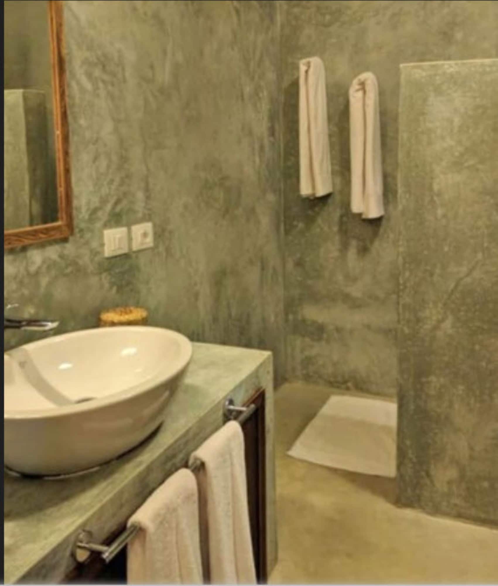 小型套房， 花园景观， 庭院