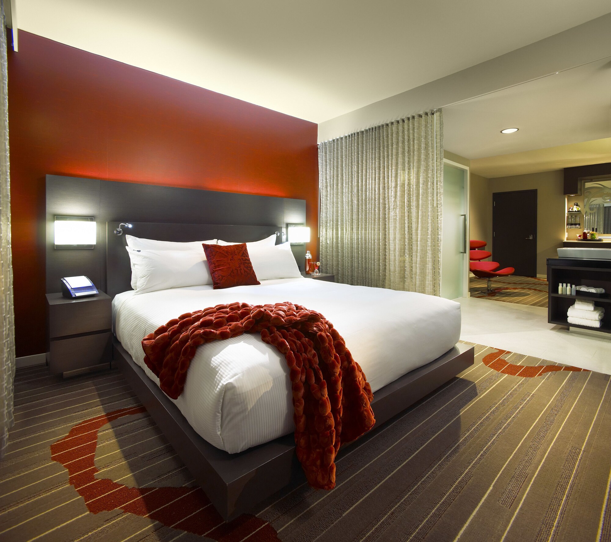 套房，1张特大床（Hard Rock）