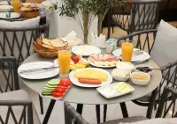 Aristo Hotels in 