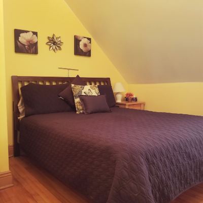 Standard Room, 1 Queen Bed, Ensuite (Tournesol) Auberge le P'Tit Bonheur Promo Code