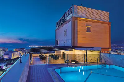 DoubleTree by Hilton Izmir - Alsancak Hotels in 