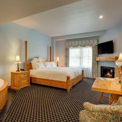 Grand Room, 1 King Bed (Mountain Grand Lodge) Boyne Mountain Resort Promo Code