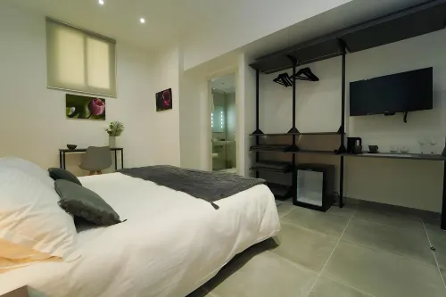 Guest House Capital Inn