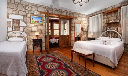 Flores Hotel Alacati
