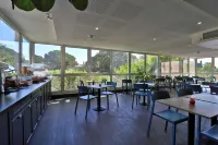 Hôtel Cyano Fréjus Saint RAPHAËL