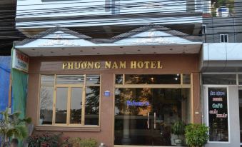 Phuong Trang Ha Long