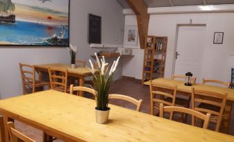 Hotel Aux Rochers de l'Ocean - Housity