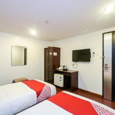 Twin Deluxe Twin Kupon OYO 976 Dragon Inn