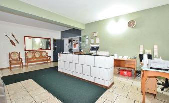 Kayabi Palace Hotel e Restaurante - Housity