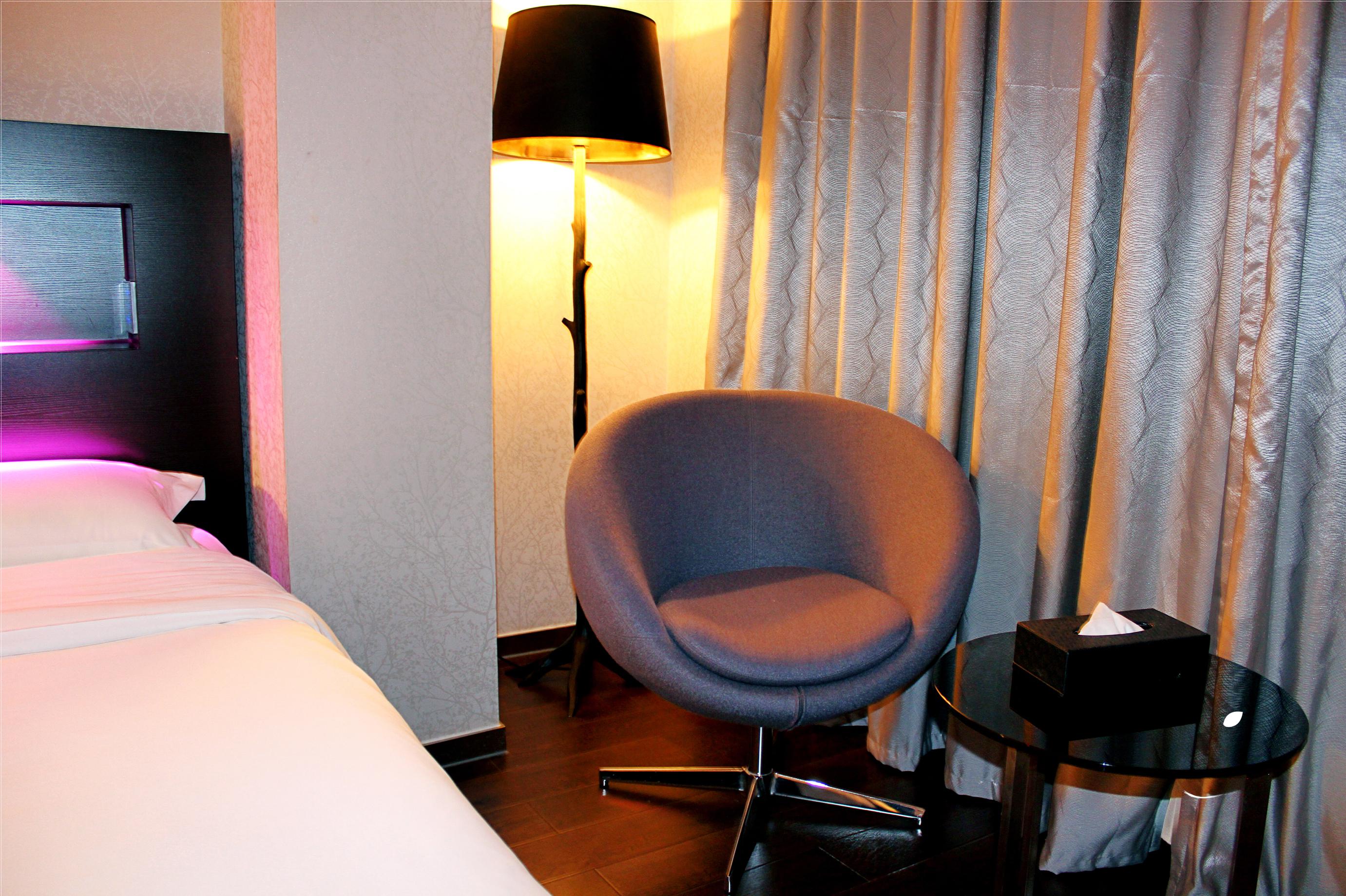 商务大床房（小冰箱）