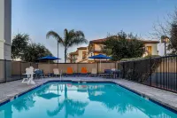 Hampton Inn & Suites Tulare