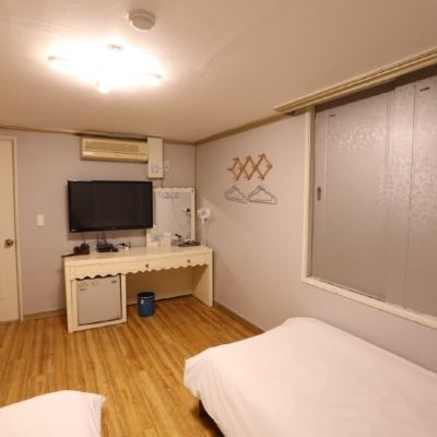 디럭스 트윈 2 에메랄드호텔 에이스 쿠폰