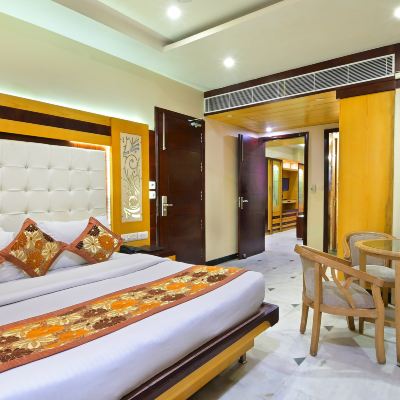 Suite Room with City View Hari Piorko Inn Express Promo Code