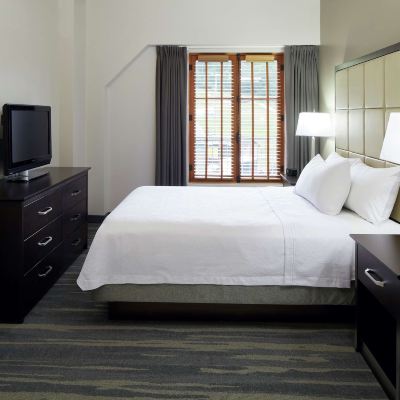 一卧室複式套房（帶壁爐） 蒙特朗布朗度假勝地希爾頓欣庭套房酒店優惠