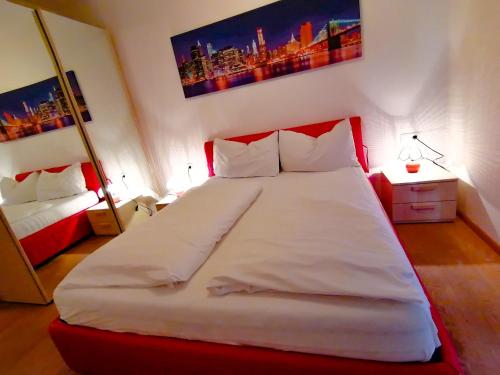 带阳台的标准两居室公寓