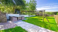 Streamways Slps 12-16 Hot Tub* with Views & Cabin Hotels in 
