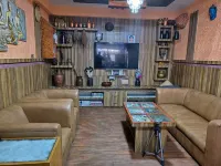 Sara's Backpackers Hotel