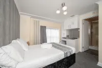 Flexistay Tulsi Aparthotel