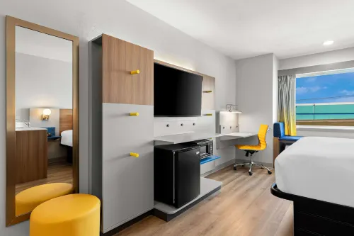 Microtel Inn & Suites by Wyndham Tulsa / Catoosa Route 66