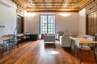 Limehome Vitoria Palacio de Los Álava-Velasco Hotels in 