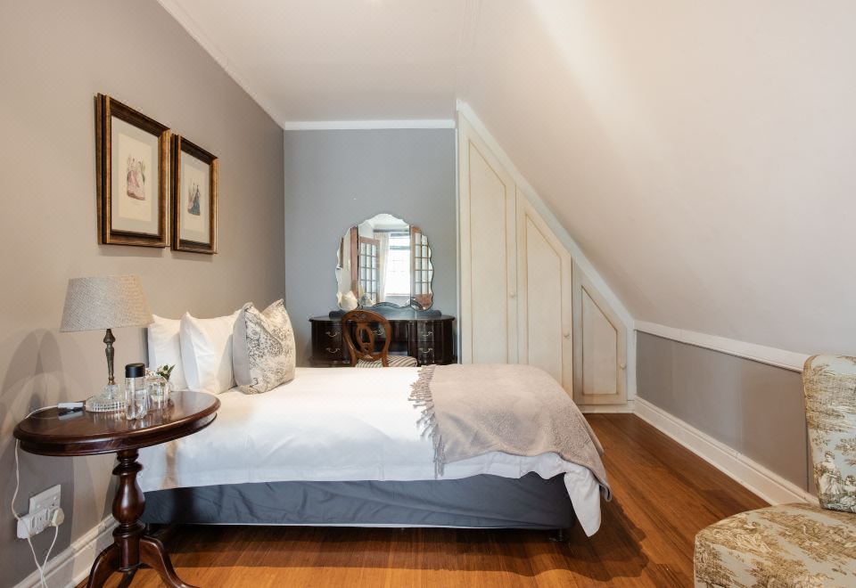 Vrede en Lust Estate Grand House, 4 Bedrooms, Mountain View