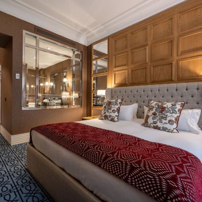 Deluxe Suite Hotel Rector Promo Code