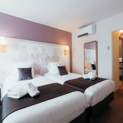 Superior Double or Twin Room Red Fox Promo Code