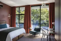 Home Suite Hotels Rosebank Hotels in 