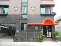 Jeonju International Hostel Hotele w: 