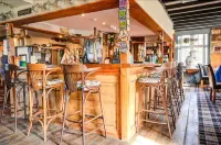Thames Head Inn