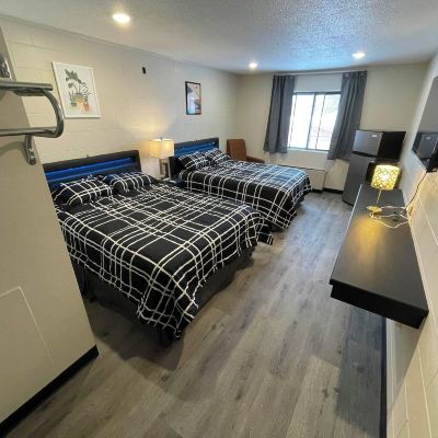 Deluxe Double Room, Refrigerator & Microwave Guest Lodge Promo Code