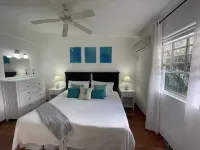 Beautiful 1 Bed Apartment on West Coast - Close to Beach Hotels in 