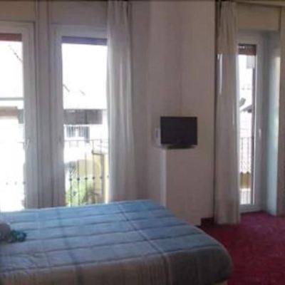 Double Room with Lake View Croce Bianca Promo Code