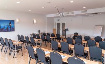Farsund Fjordhotel - Housity