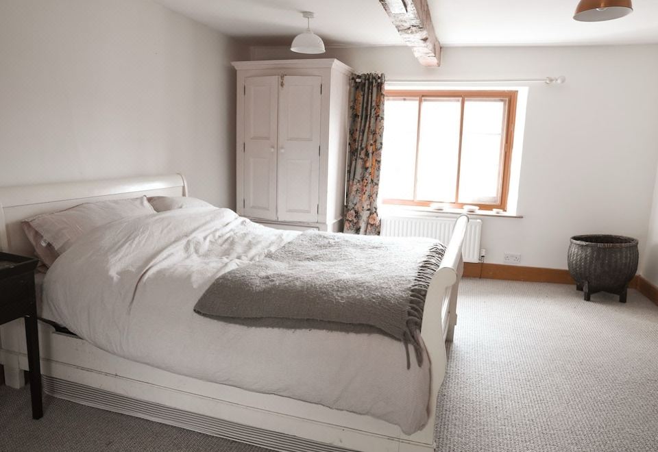 五卧室农家乐物业