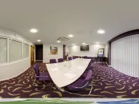 Holiday Inn Express Dunstable, an IHG Hotel Hôtels à : Dunstable