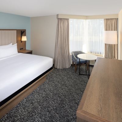 King Room With Mobility Accessible Bathtub DoubleTree by Hilton Jackson Promo Code