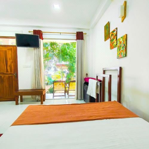 带湖景的双人间