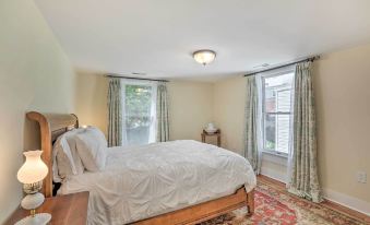 Charming Lambertville Retreat - 1 Mi to River! - Housity