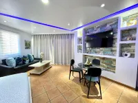 Sea front apartment, Juan Dolio San Pedro Отели в г. 