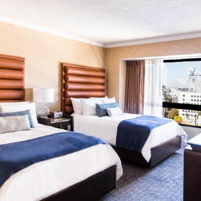 4. Accessible Two Double Beds Dossier Promo Code