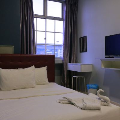 Budget Double Room Kupon The b'Hotel Kuala Lumpur