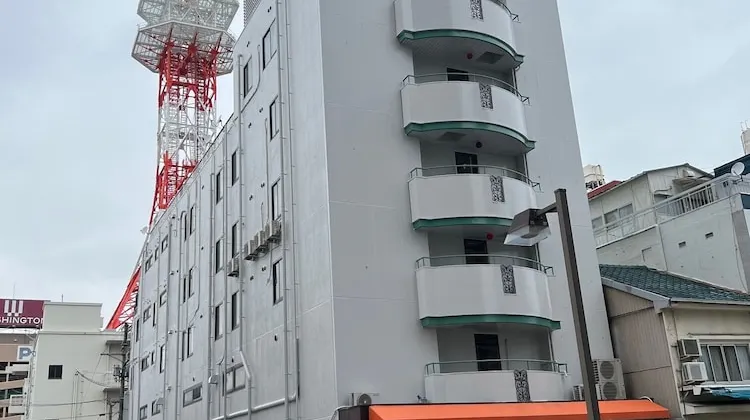 ビジネスホテル ナイスイン三原 外観