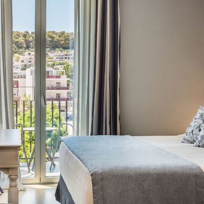 Classic Double Room High Floor Aenos Hotel Promo Code