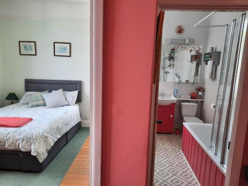 双人房（带公共浴室）