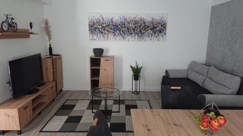 Amama One-Bedroom Apartment