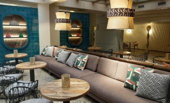 Hotel Corona de Castilla Burgos - Housity