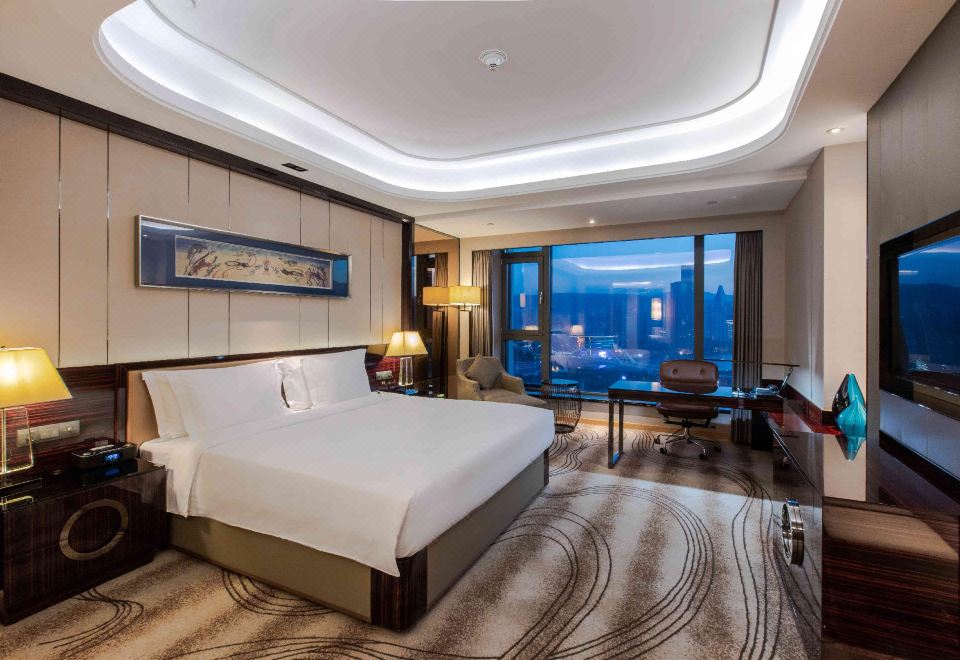 皇冠豪華黃河景房-大床